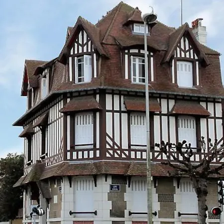 La Deauv Studio Hortensia Apartment *